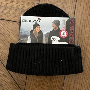 BULA MERINO New With Tags Polartec 2 pack Beanies one size. Black and Grey.
